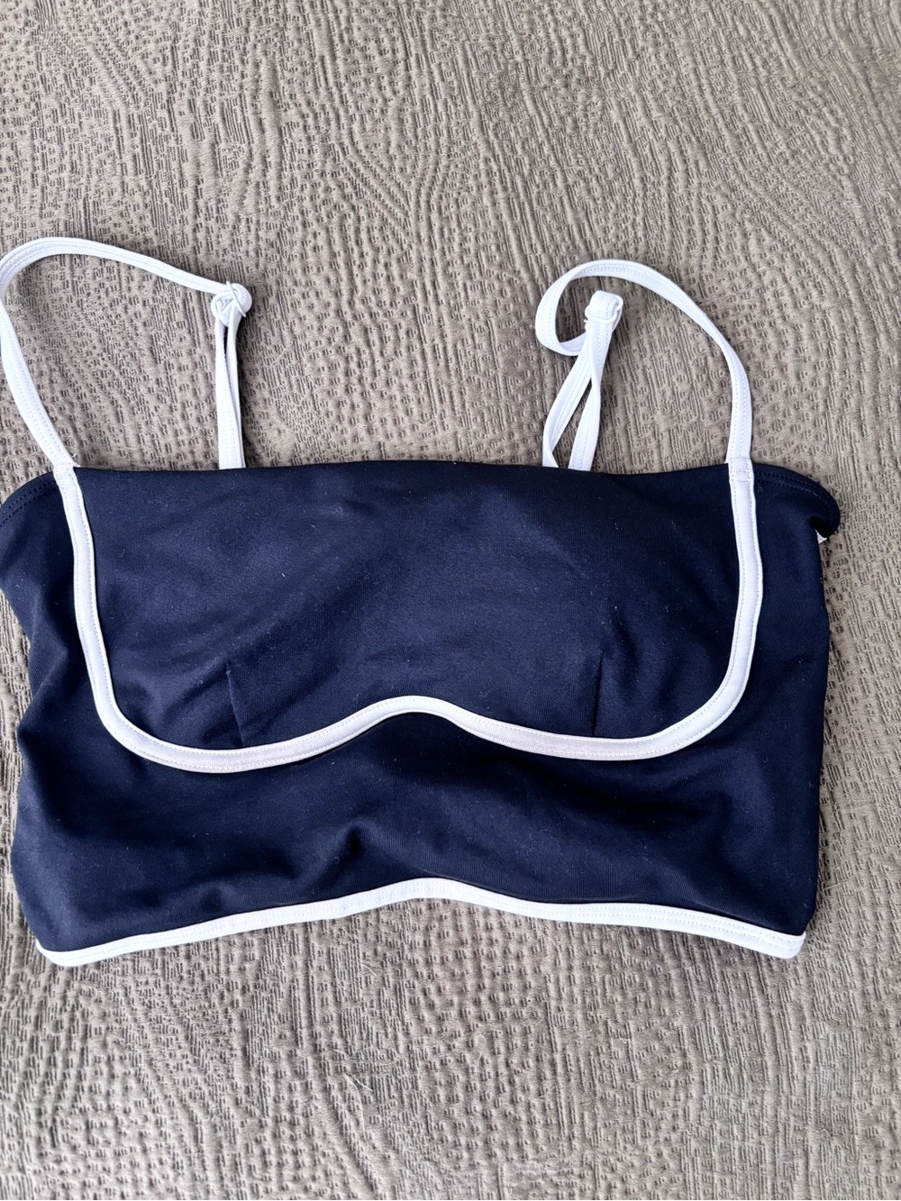 Alo Yoga black and white sports bra